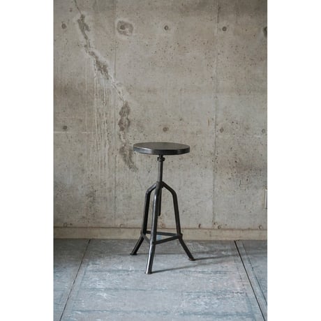 アイアンスツール　Stool