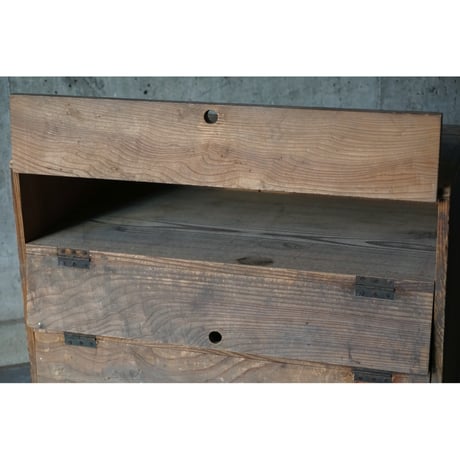 パタパタ棚 Wooden shelf