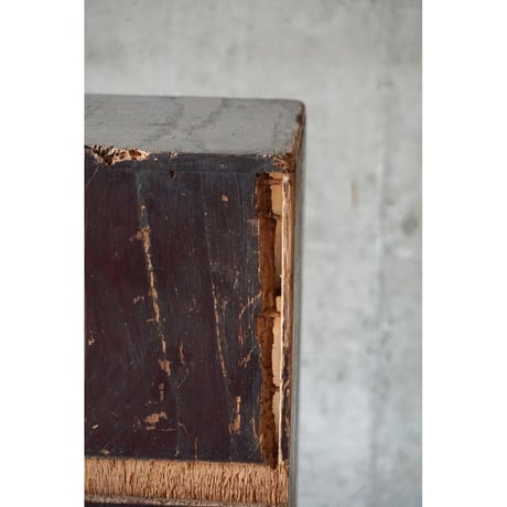 棚 Wooden shelf