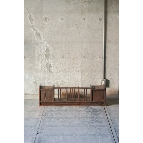本立て　Book stand
