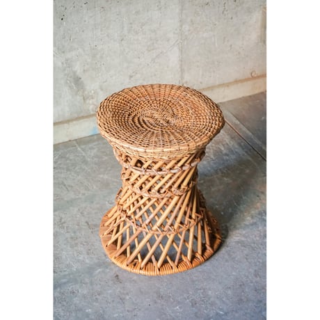 ラタンスツール　Stool