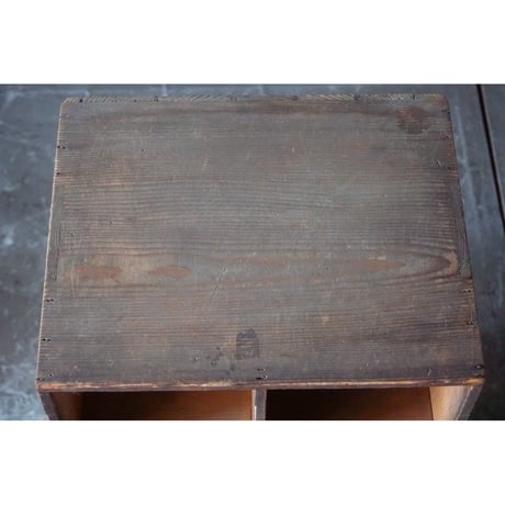 マス目棚 Wooden shelf
