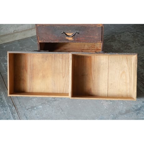 引き出し棚 Drawer