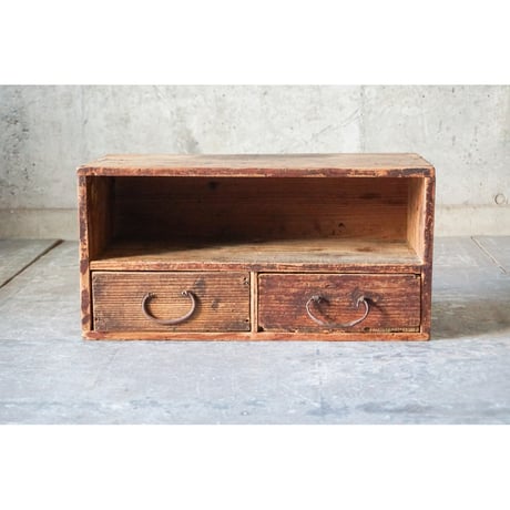 収納棚 Wooden shelf