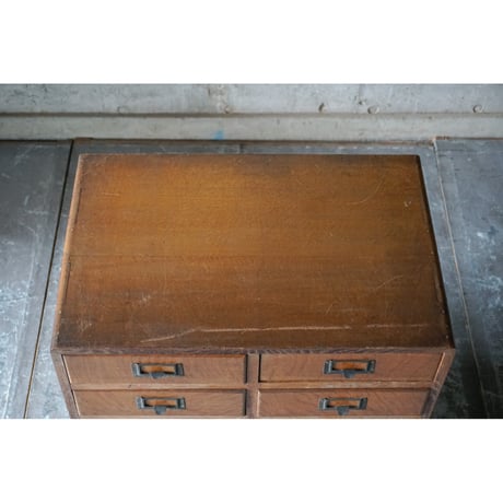 引き出し棚 Drawer