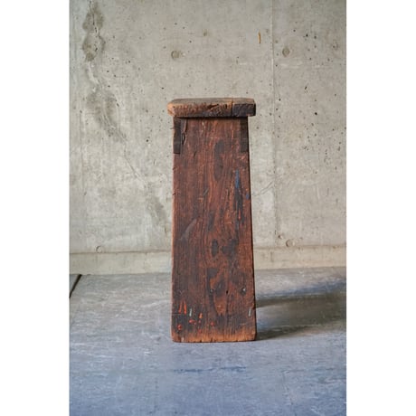 台 Wooden stand