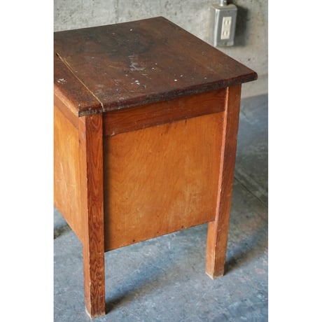 Denmark 収納付きスツール　Stool