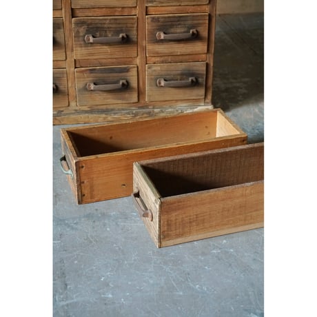 引き出し棚 Drawer
