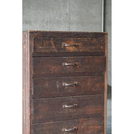 引き出し棚