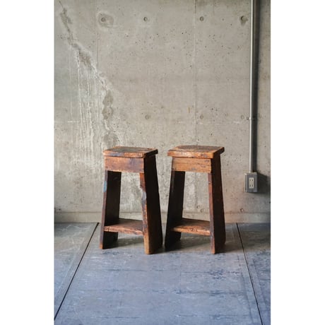 台 Wooden stand