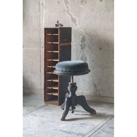 ピアノスツール Stool