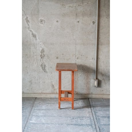 サイドテーブル　Side table