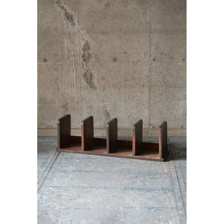 本立て Book stand
