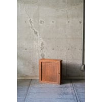 戸棚　Wooden shelf