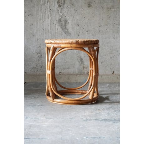 ラタンスツール Stool