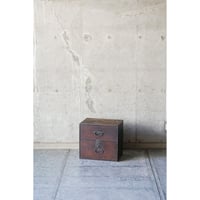 引き出し棚　Drawer