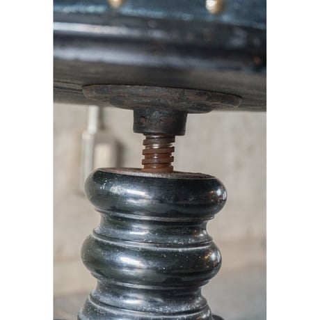 回転スツール Stool