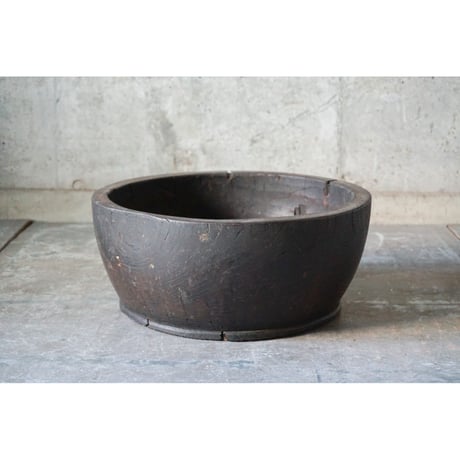 木鉢 Wooden bowl