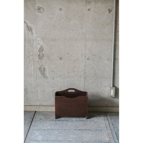 マガジンラック　Magazine rack