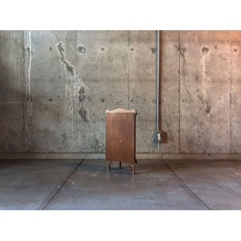 半円ガラスショーケース | SOWGEN