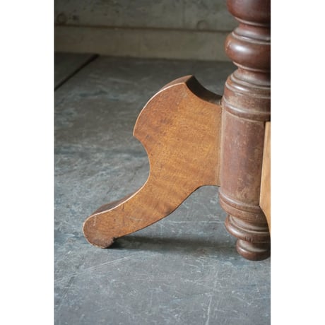 回転スツール Stool