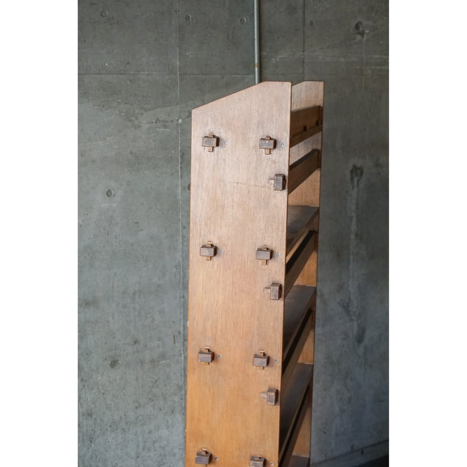 6972ee10173c4a17a2ed616a