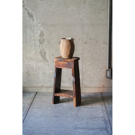 台 Wooden stand