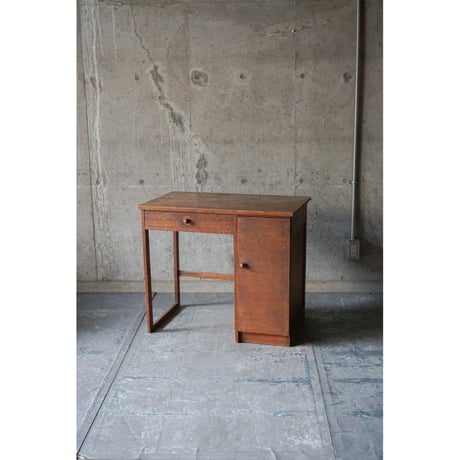 user_566be54f☆管152☆東海家具☆大塚☆英国スタイル☆両袖机 user_566be54f☆管152☆東海家具☆大塚☆英国スタイル☆両袖机