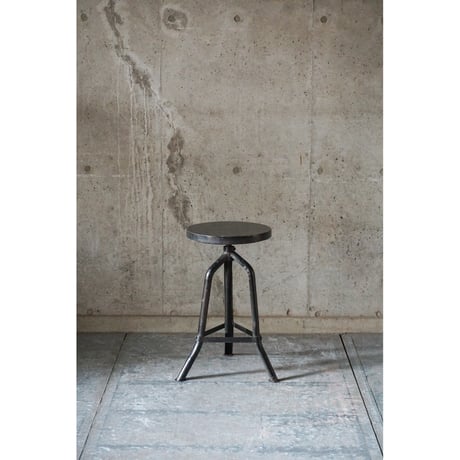 アイアンスツール　Stool