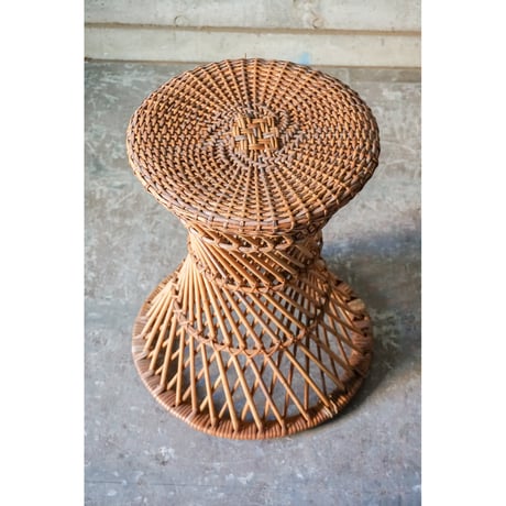 ラタンスツール　Stool