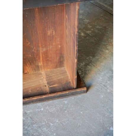 厨子　Wooden object