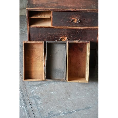 引き出し棚 Drawer