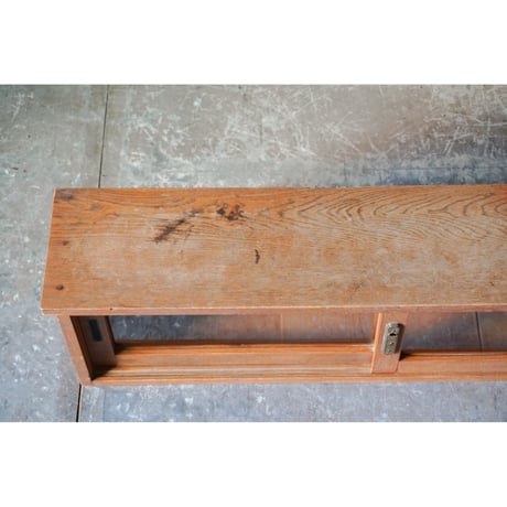 ガラス戸棚　Cabinet