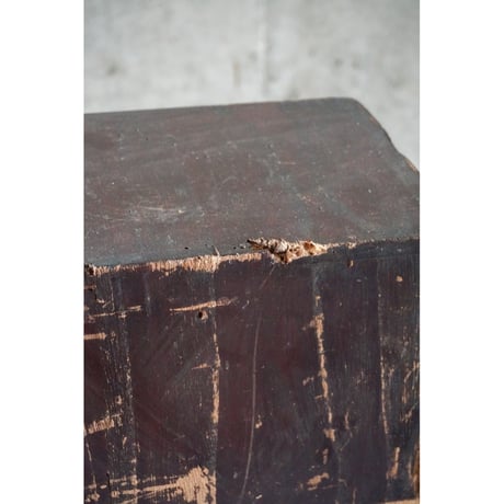 棚 Wooden shelf
