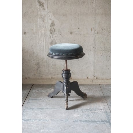 ピアノスツール Stool