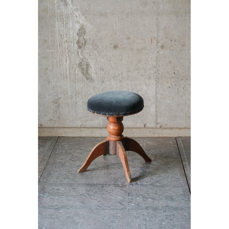 スツール　Stool
