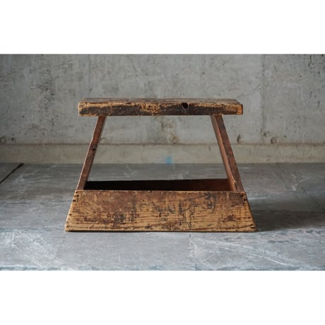 台 Wooden stand