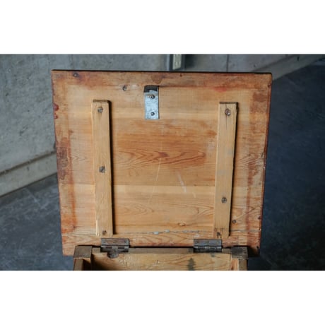 Denmark 収納付きスツール　Stool