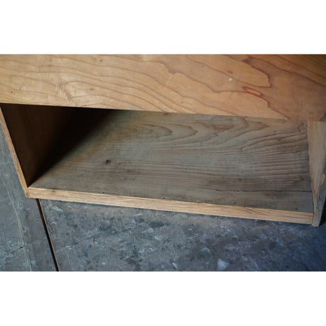 パタパタ棚 Wooden shelf
