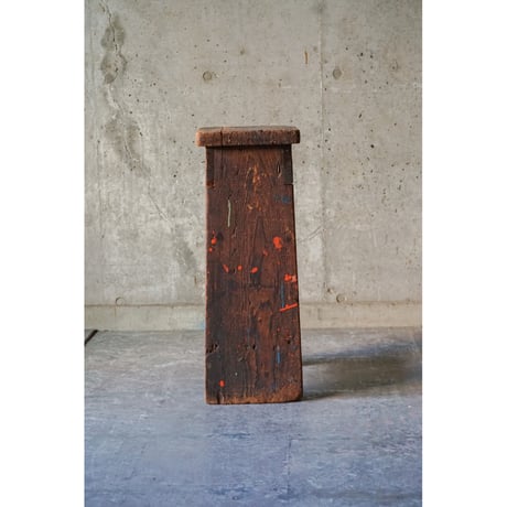 台 Wooden stand