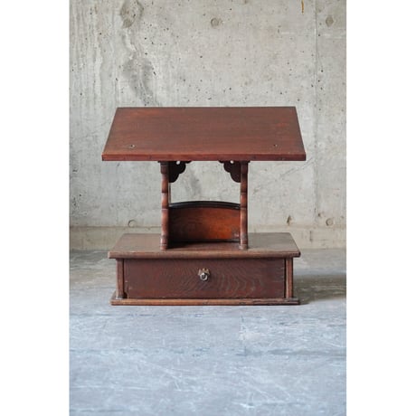 書見台 Wooden stand