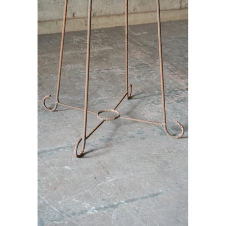 鉄枠スタンド　Iron stand