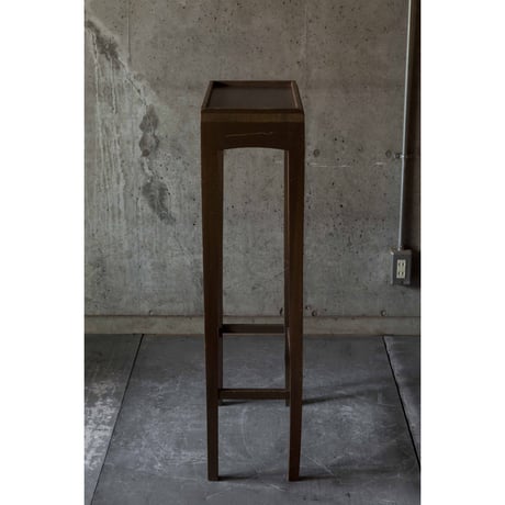 展示台 B