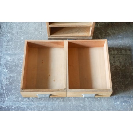 引き出し棚 Drawer