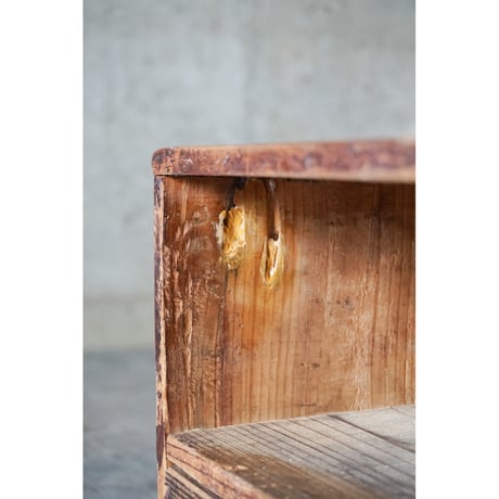 収納棚 Wooden shelf