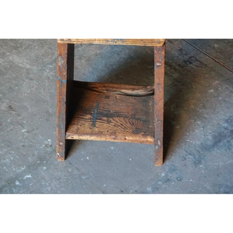 台 Wooden stand