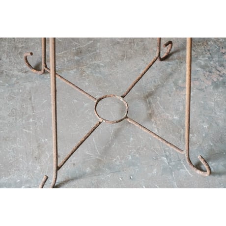 鉄枠スタンド　Iron stand