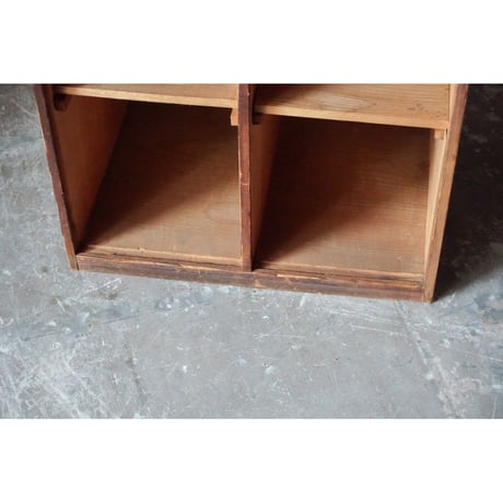 マス目棚 Wooden shelf