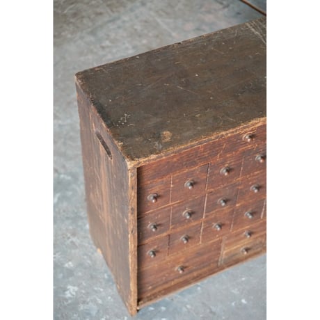 薬箪笥　Drawer