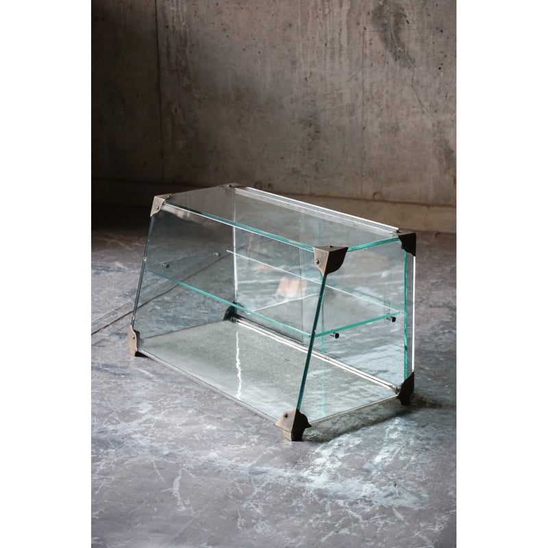 台形ガラスショーケース | SOWGEN